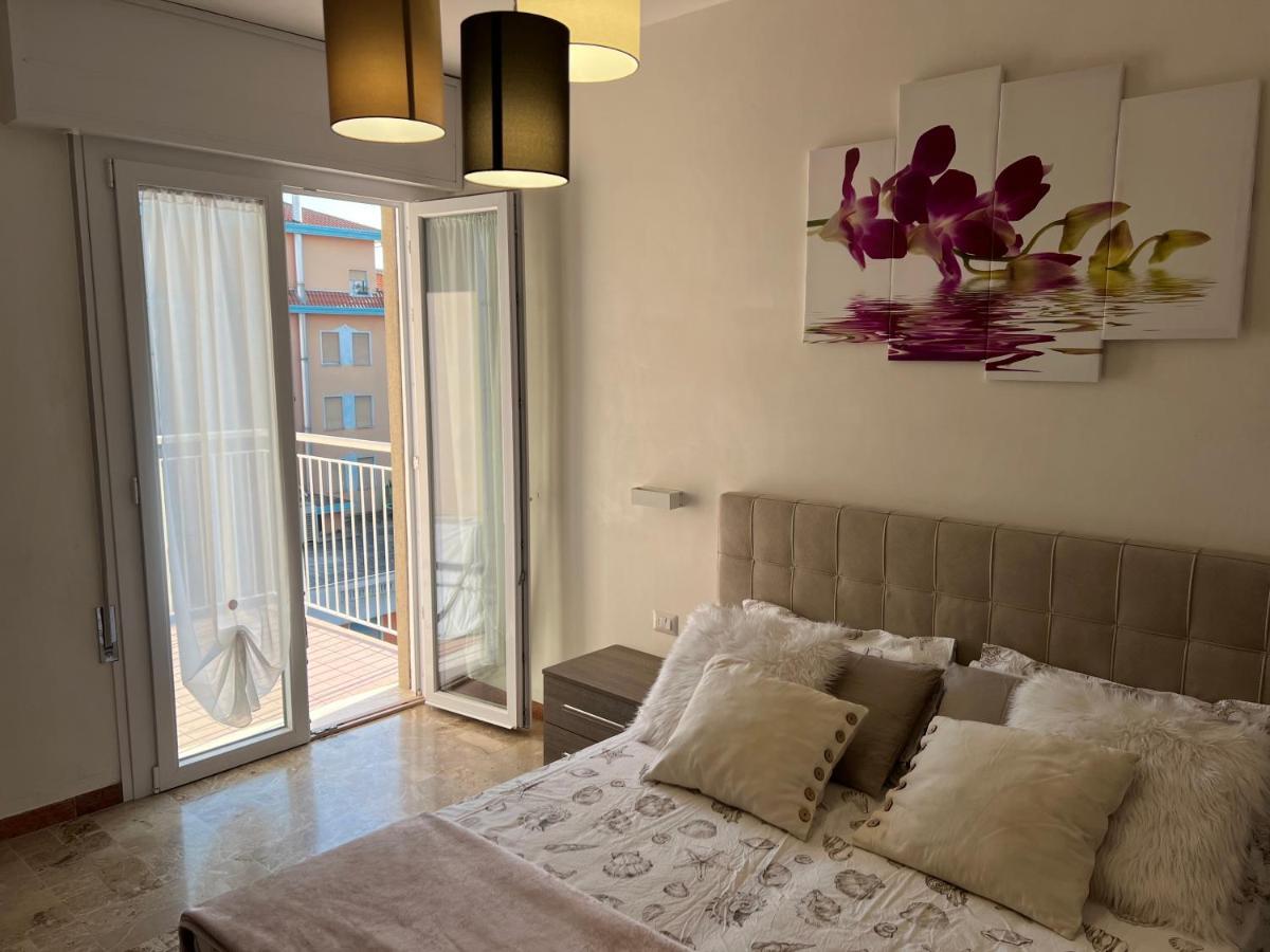 Residence Alba D'Oro Solo Famiglie Lido di Jesolo Ngoại thất bức ảnh
