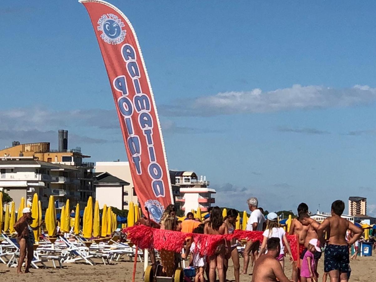 Residence Alba D'Oro Solo Famiglie Lido di Jesolo Ngoại thất bức ảnh